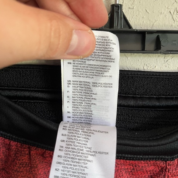 Men’s Red and Black Adidas Athletic Shorts Size L - Picture 4 of 5